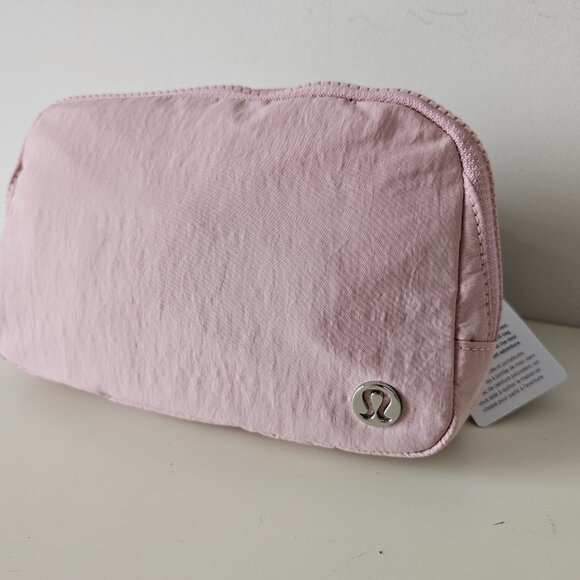 NWT LULULEMON PKHZ Pink Haze Everywhere Belt Shoulder Crossbody Bag 1L - Picture 4 of 13